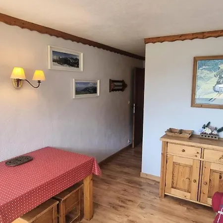 Апартаменты Diamant - Chaleureux En Etage Eleve Mae-9243